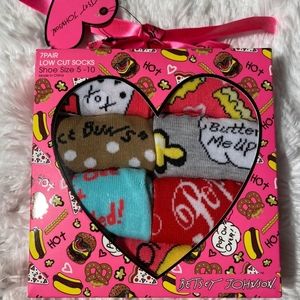 NEW betsey Johnson 7pk low cut socks